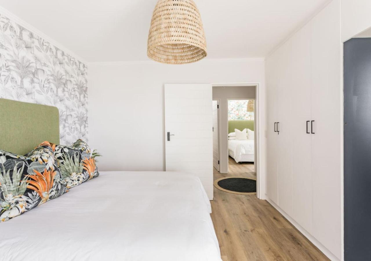 Plett With Hut Tub ,pizza Oven And Views Apartment Plettenberg Bay