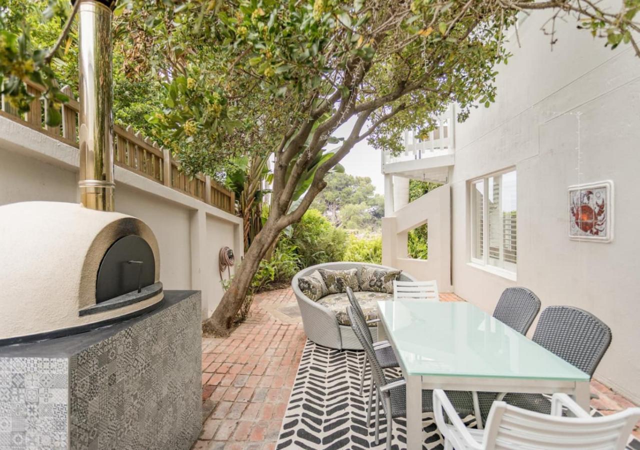 Plett With Hut Tub ,pizza Oven And Views Apartment Plettenberg Bay
